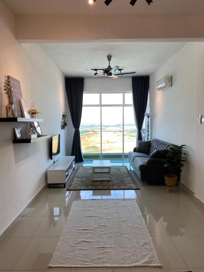 Family Stay, Sepang Klia, Free 2 Parking&Unifi Extérieur photo