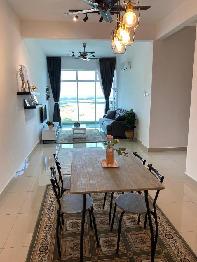 Family Stay, Sepang Klia, Free 2 Parking&Unifi Extérieur photo